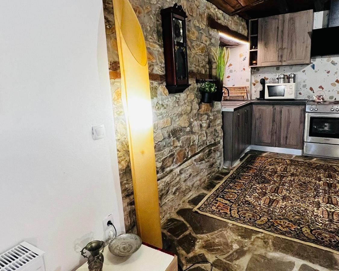 Tzeni Palios Villa Panteleimon